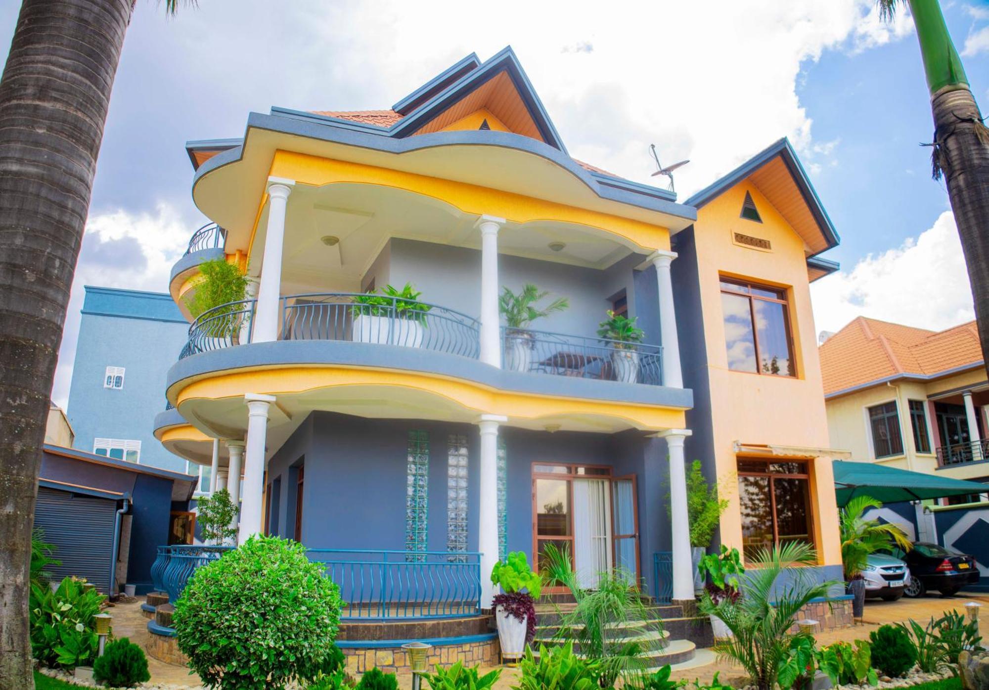 The Vibrant Lodge Gacuriro Kigali Exterior photo